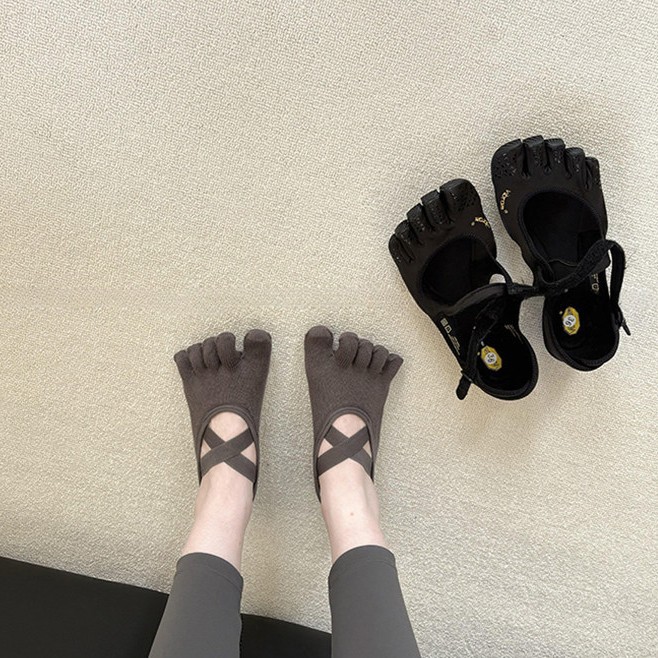 Home Gym Yoga - Kadın Çapraz Askılı Beş Parmaklı Yoga